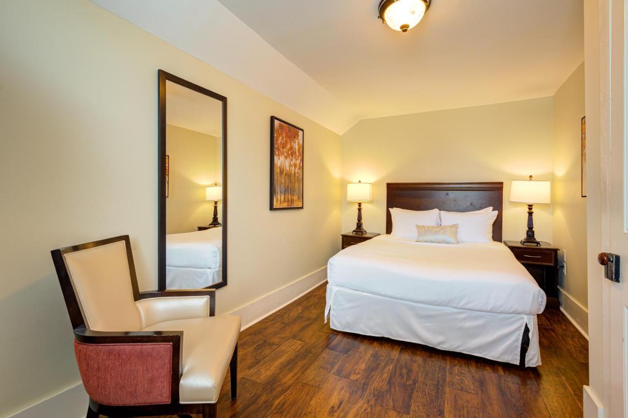 St George Suites By Hoco Hotels Collection Стратфорд Экстерьер фото